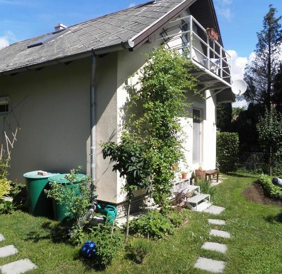 ホテル Appartment Balatongyoeroek