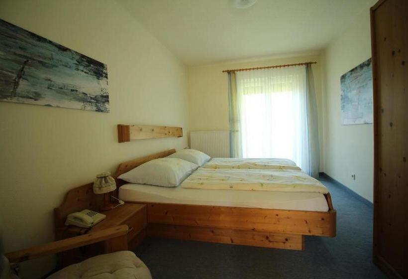 호텔 Ferienwohnungen Kircher Villa Baudisch