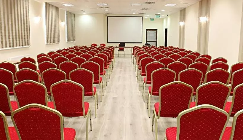 هتل Forum Fitness Spa & Wellness