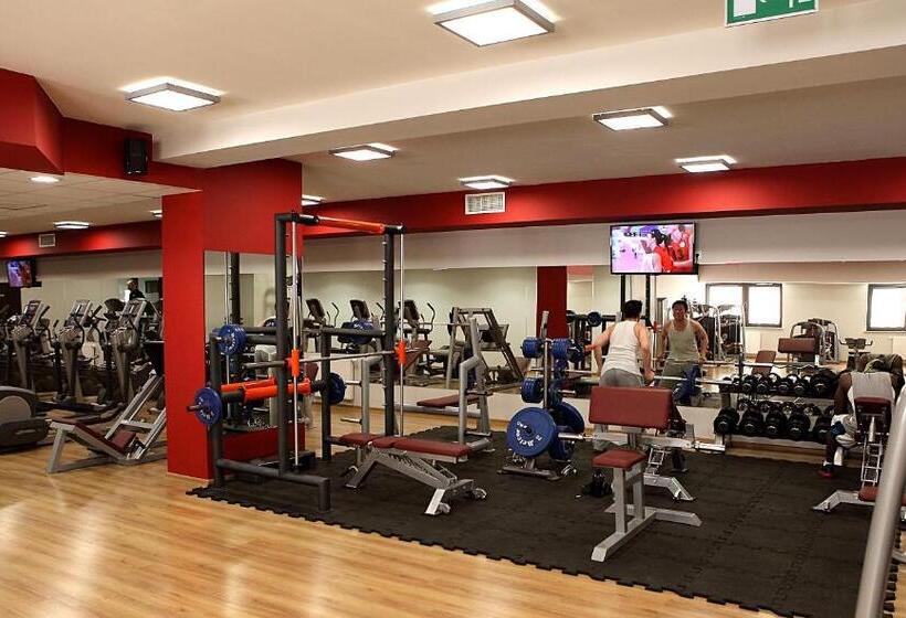 Отель Forum Fitness Spa & Wellness