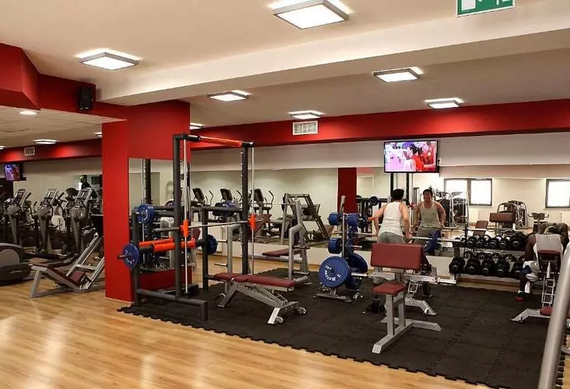هتل Forum Fitness Spa & Wellness