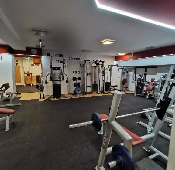 هتل Forum Fitness Spa & Wellness