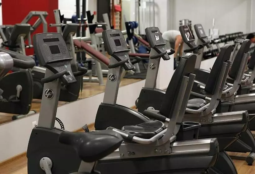 هتل Forum Fitness Spa & Wellness