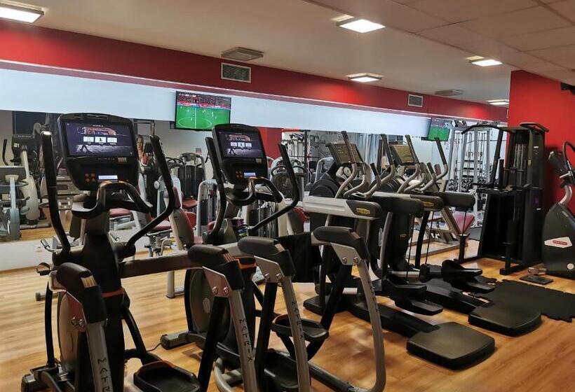 Отель Forum Fitness Spa & Wellness