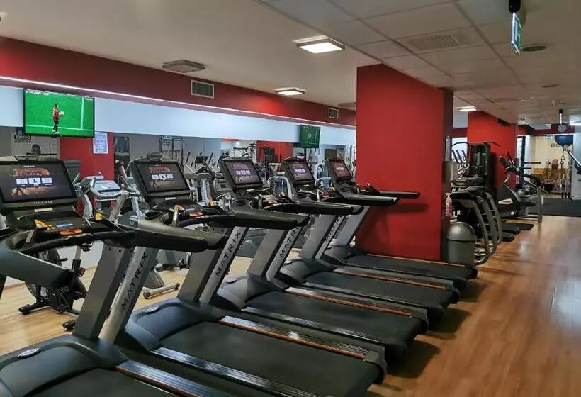 هتل Forum Fitness Spa & Wellness