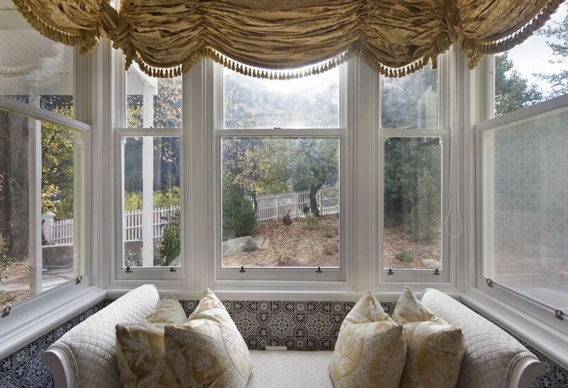 فندق Hulbert House Luxury Boutique Lodge Queenstown