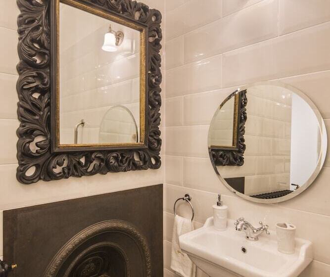 فندق Hulbert House Luxury Boutique Lodge Queenstown