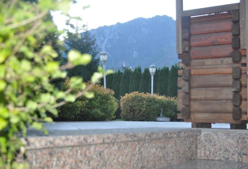 هتل Penzion Livada