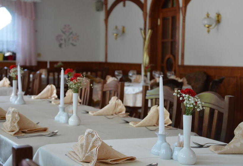 هتل Penzion Livada