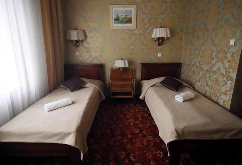 בית מלון כפרי Plock