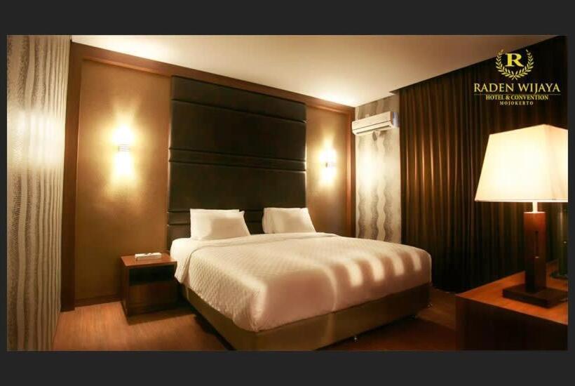 Raden Wijaya Hotel & Convention