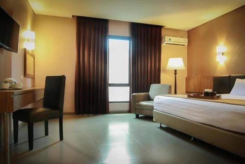 Raden Wijaya Hotel & Convention