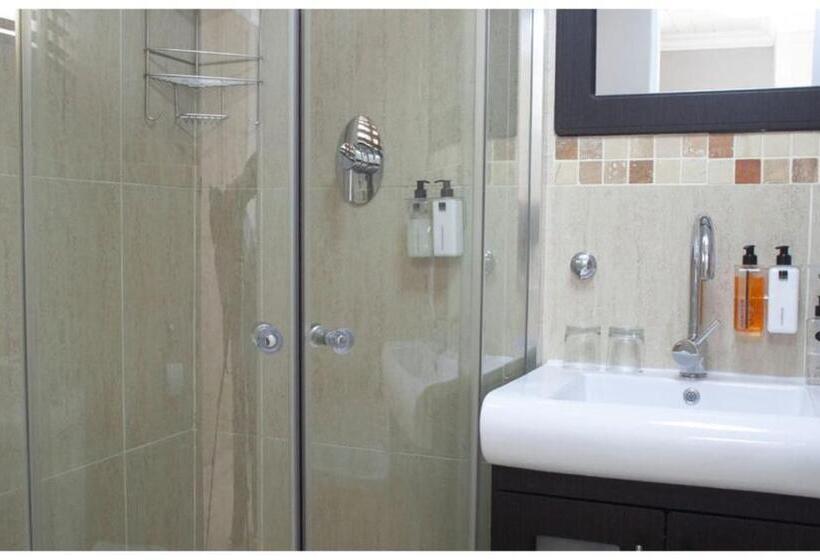 Ruslamere Hotel And Conference Centre