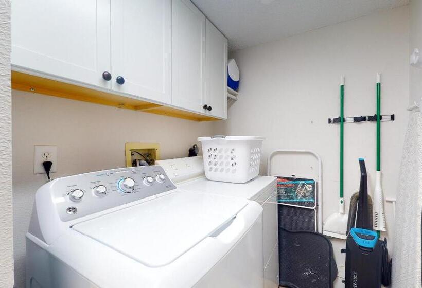 호텔 Sea Gate Resort Condominiums