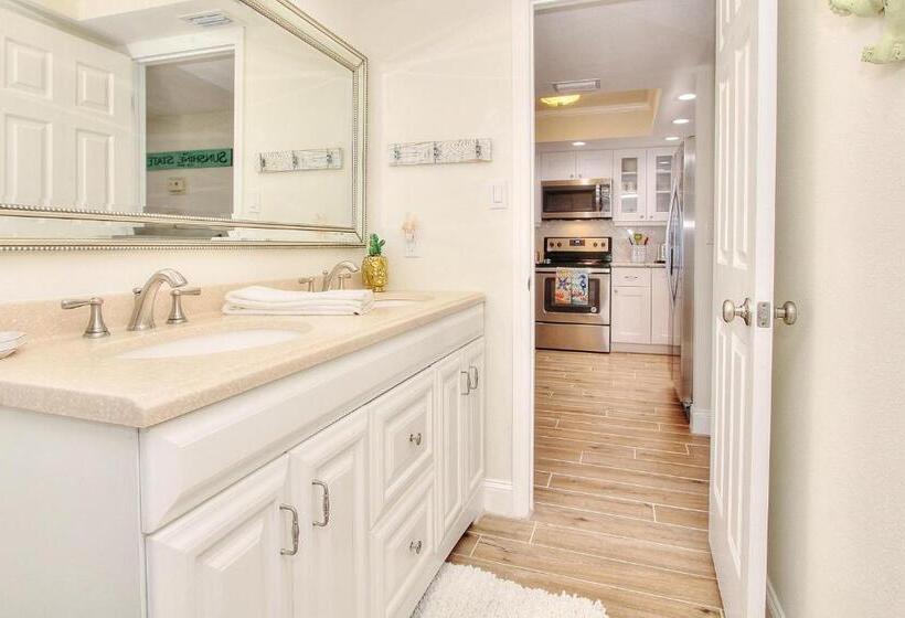 호텔 Sea Gate Resort Condominiums