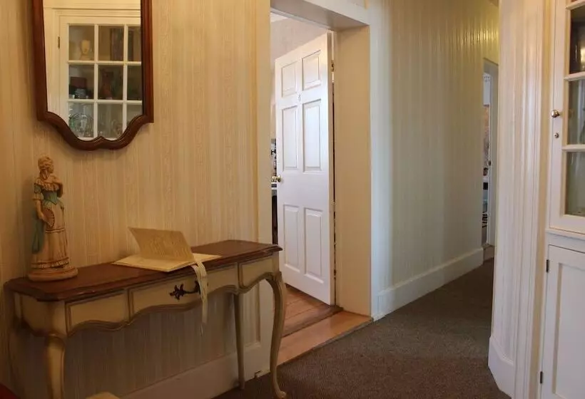 ホテル The Casselman Inn