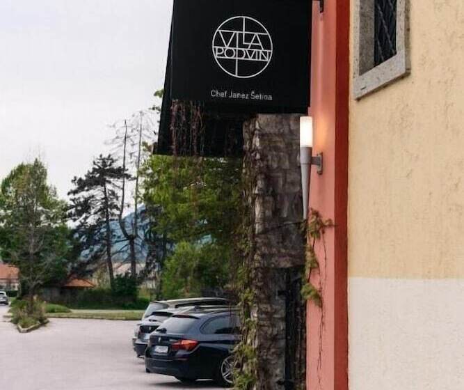 هتل Vila Podvin