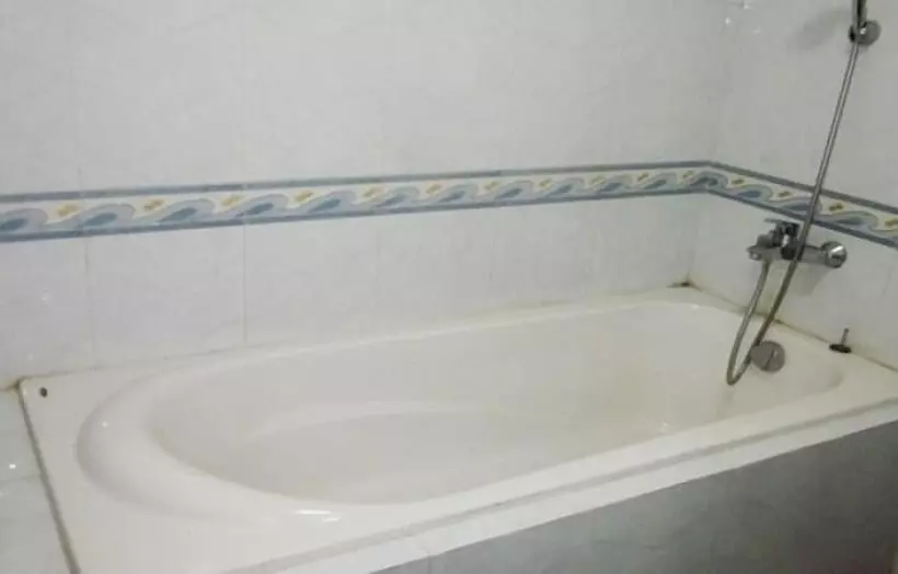 Yaewaddy Motel