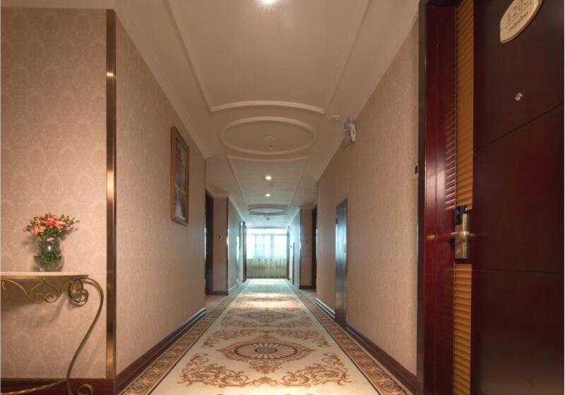 Vienna Hotel Dongguan Fenggang Yongsheng Street