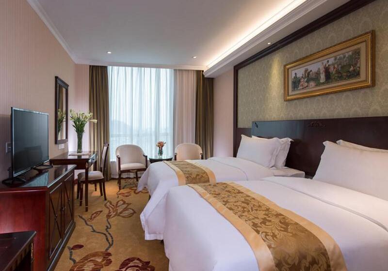 Vienna Hotel Dongguan Fenggang Yongsheng Street