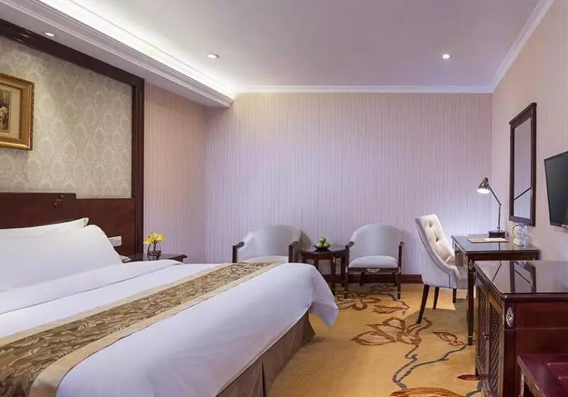 Vienna Hotel Dongguan Fenggang Yongsheng Street