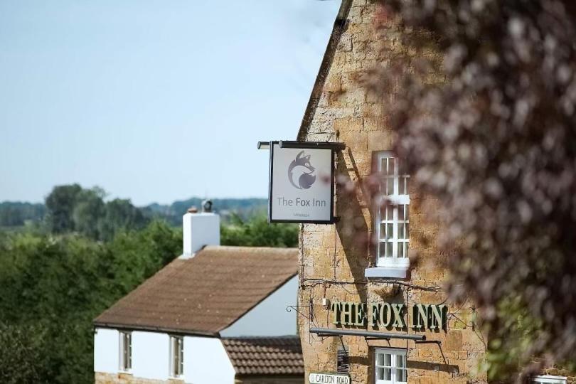 ユースホステル The Fox Inn