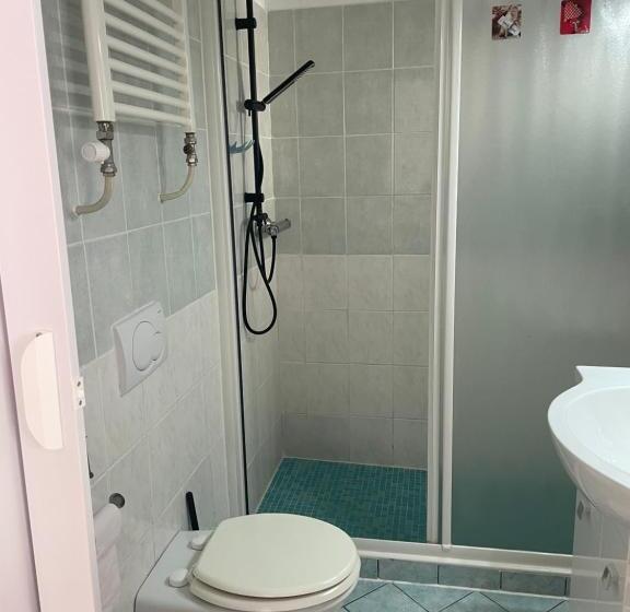 Bed and Breakfast Camera Enaj