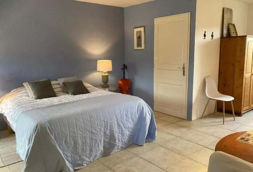 Aamiaismajoitus (B&B) Domaine Bleu Celeste