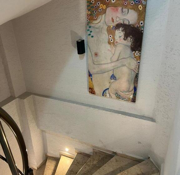 Demhat Hotel Old City