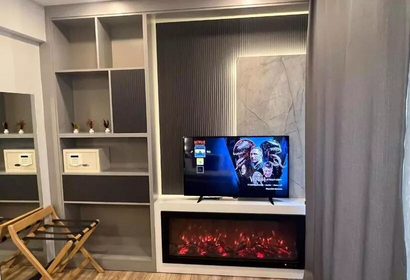 Demhat Hotel Old City