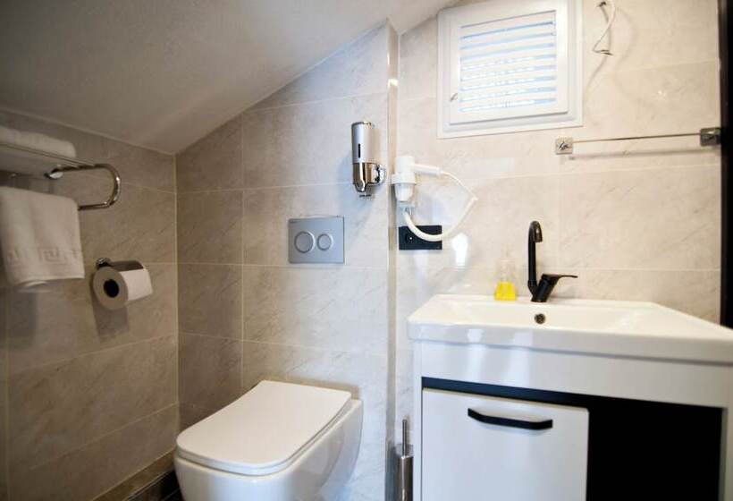 Demhat Hotel Old City