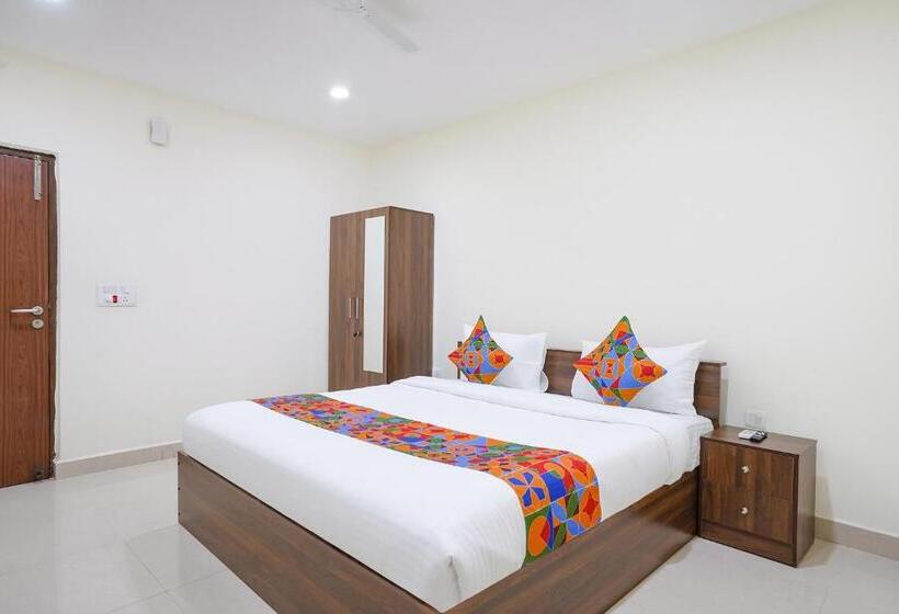 Fabhotel Sk Grand Hitech City