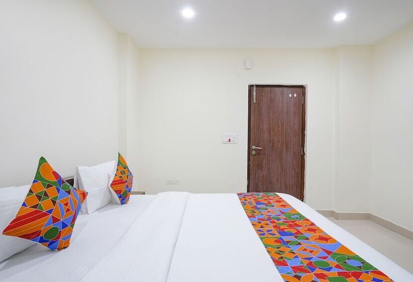 Fabhotel Sk Grand Hitech City