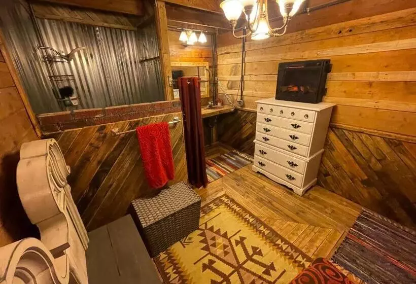 Hotelli Authentic Barn Bnb