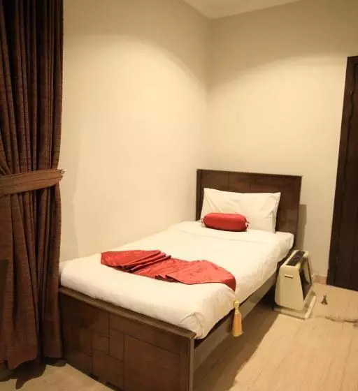 هتل Cozy Knock