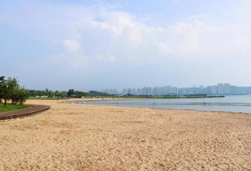 Hotelli Holiday Inn Express Changsha Development Zone By Ihg
