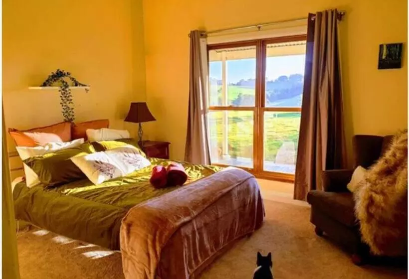 Hotelli Jilly Park Farmstay Experience Discover Authentic Farm Life Complimentary Breakfast Included