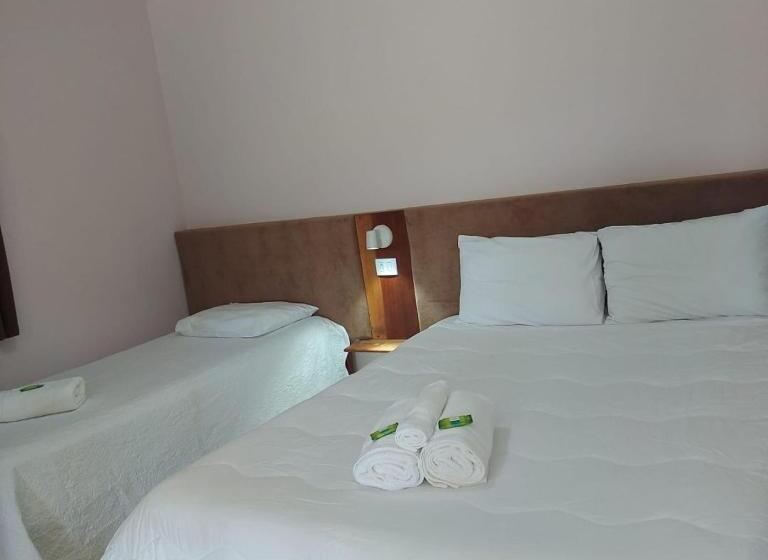 호텔 Pousada Manoah