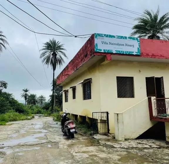 Hotelli Naivedyam Villa