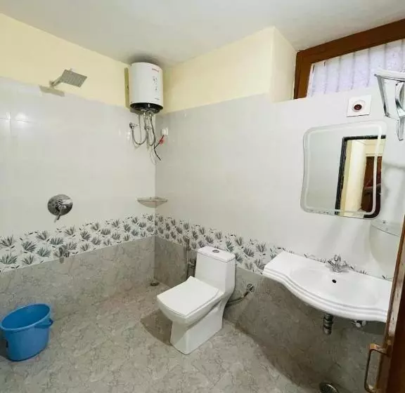 Hotelli Naivedyam Villa