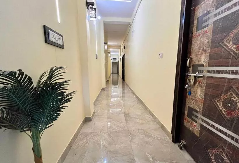 Hotelli Oyo Bihar Guest House