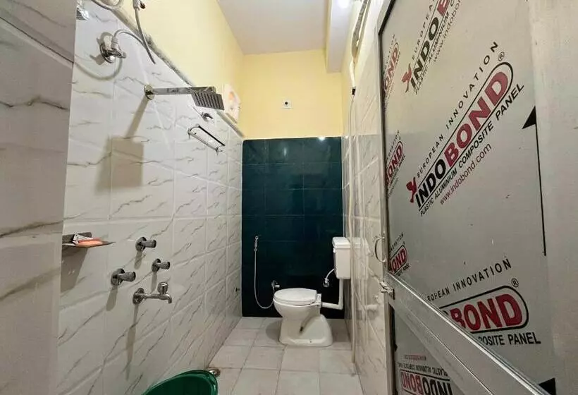 Hotelli Oyo Bihar Guest House