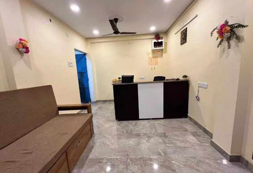 Hotelli Oyo Bihar Guest House
