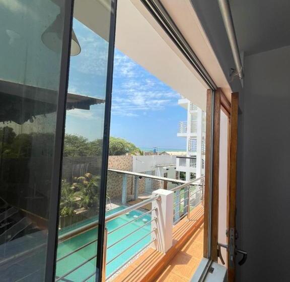 هتل Pinos Del Mar