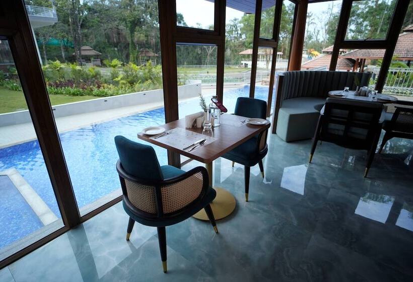 ホテル Regenta Resort Sakleshpur