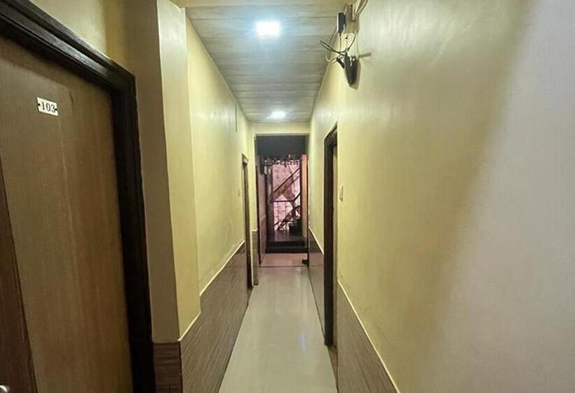 هتل Sai Parikrama