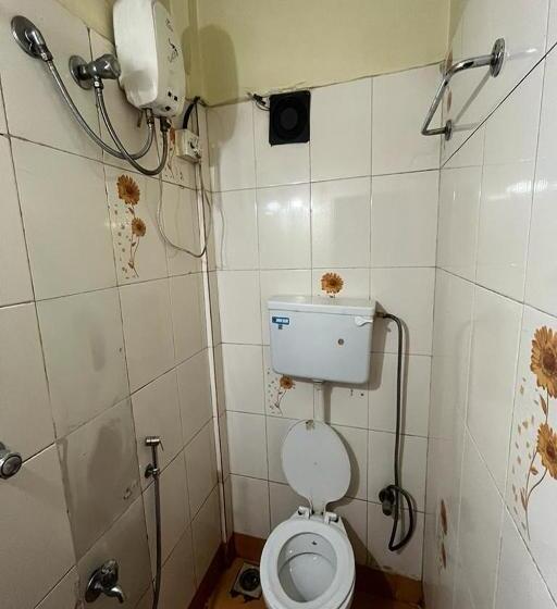 هتل Sai Parikrama