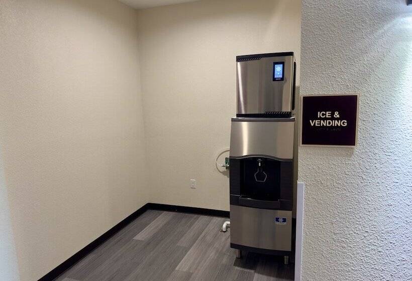 모텔 Red Roof Inn Hutchins