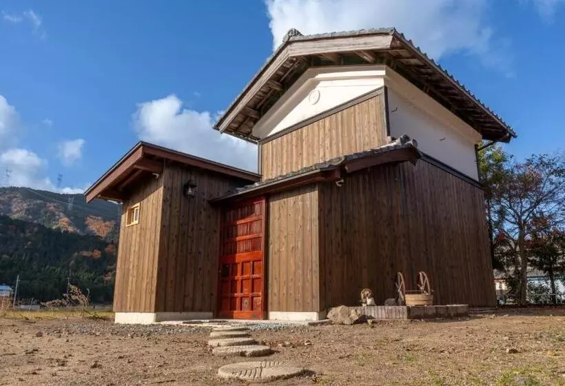 Majatalo 1日1組限定 1棟貸切の古民家 蔵の宿 隠れ蔵