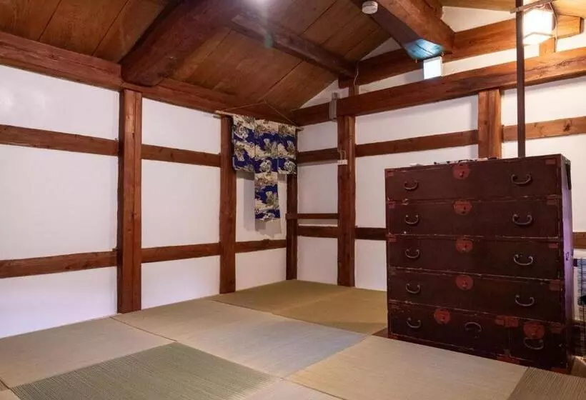 Majatalo 1日1組限定 1棟貸切の古民家 蔵の宿 隠れ蔵